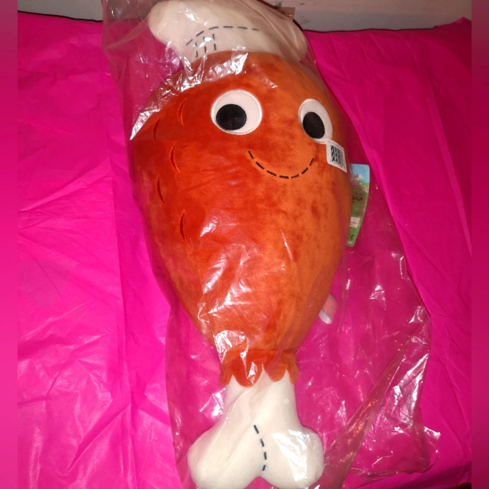 KidRobot Yummy World Drumstick Dan Fried Chicken Chef Plush!!